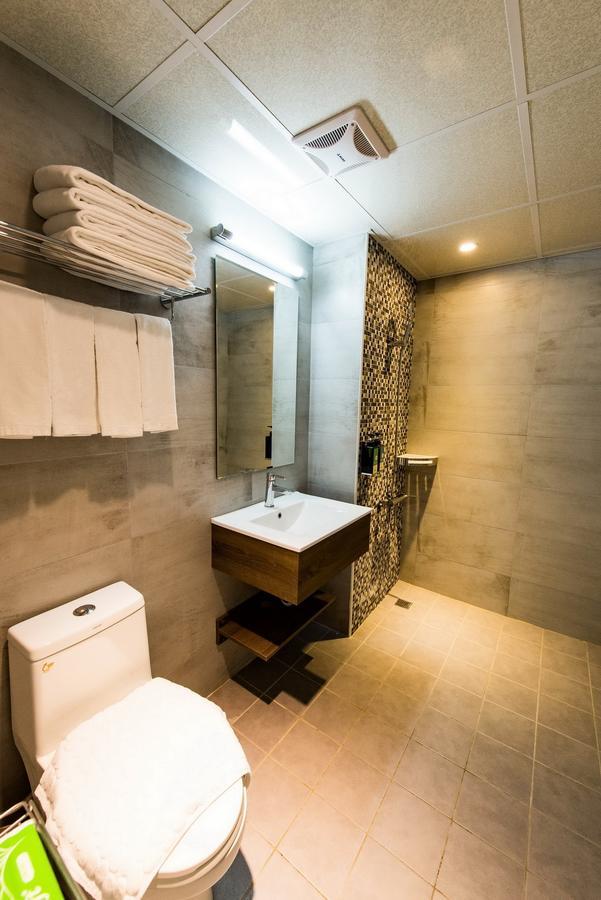 Traveller Inn - Mido Hotel T'ai-tung Exteriör bild