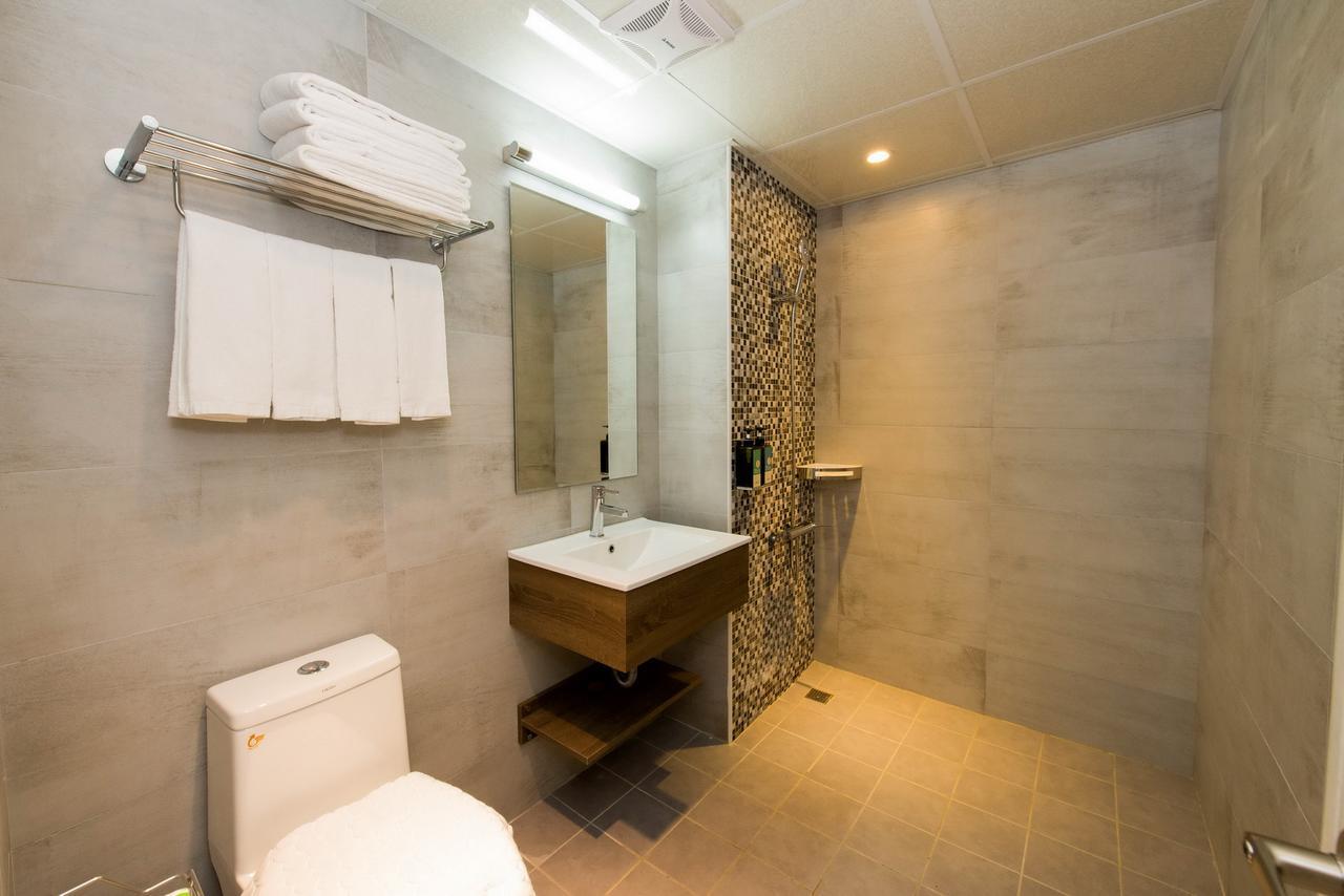 Traveller Inn - Mido Hotel T'ai-tung Exteriör bild