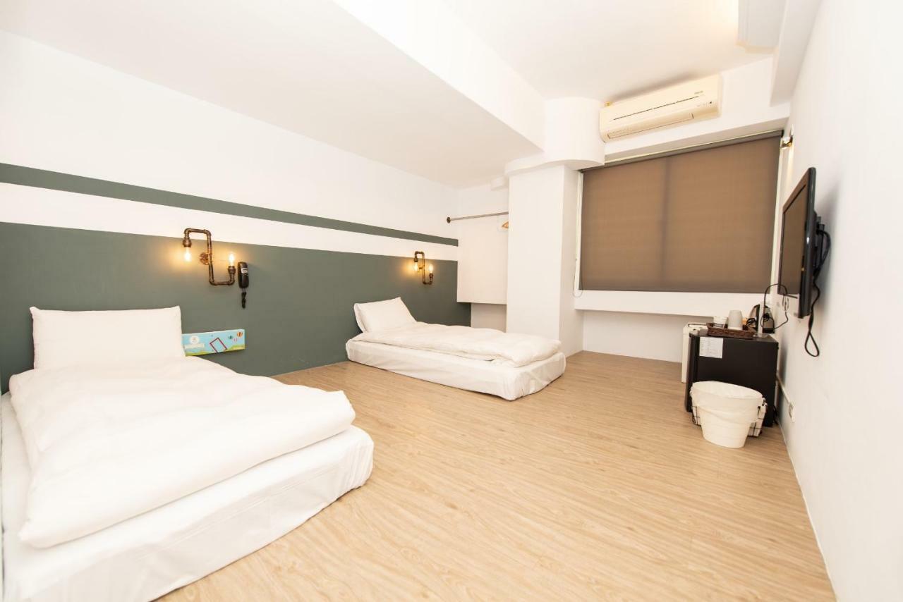 Traveller Inn - Mido Hotel T'ai-tung Exteriör bild